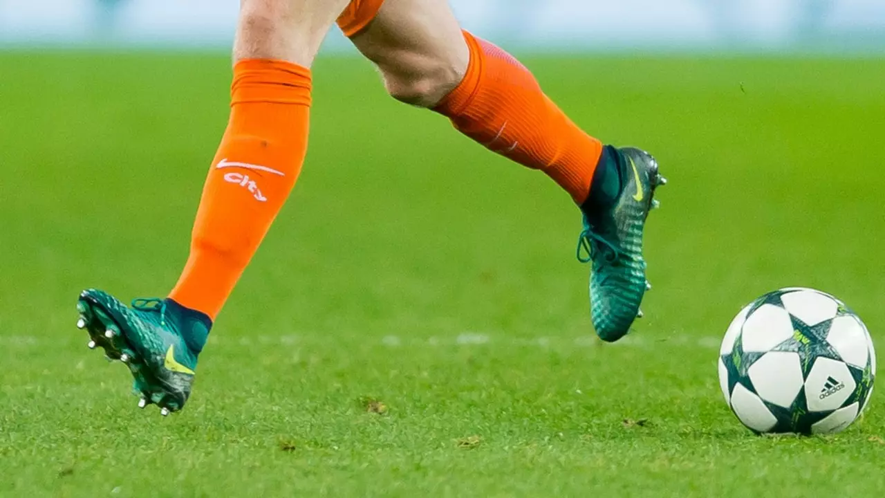 Do professional soccer cleats have good toe protection?